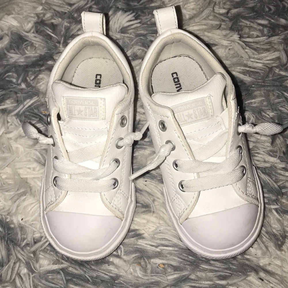 All leather unisex white Converse size 8